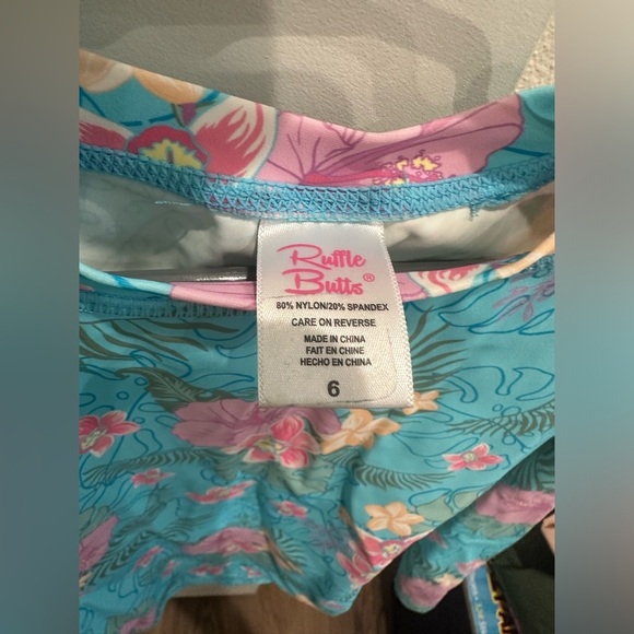 Ruffle Butts - Rashguard - Picture 4 of 4